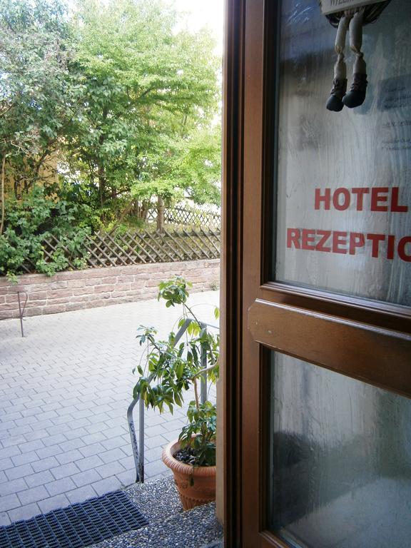 Strauss Hostel
