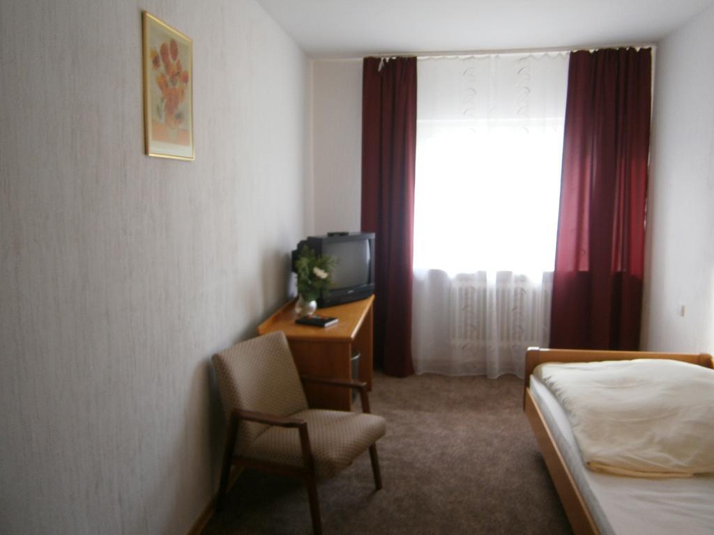 Strauss Hostel