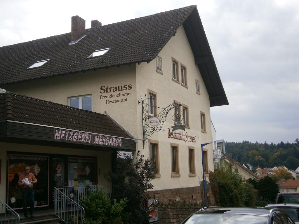Strauss Hostel